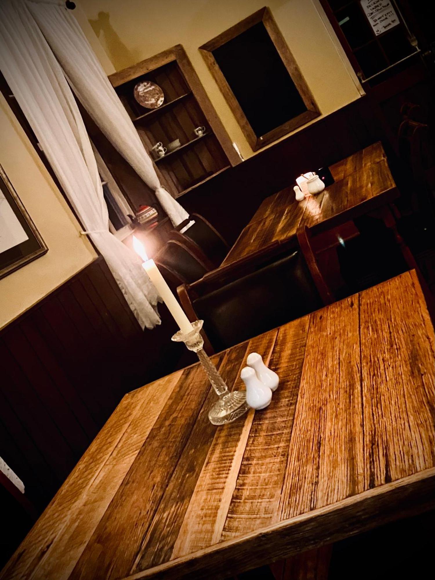 St Andrew'S Inn Conara Junction Exteriör bild