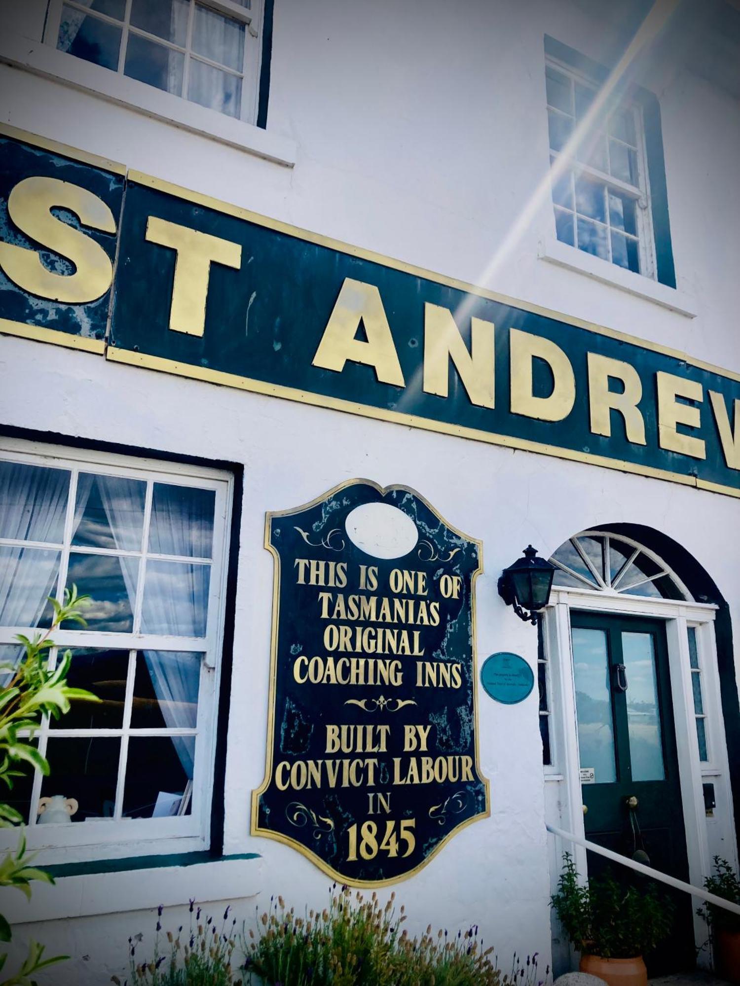 St Andrew'S Inn Conara Junction Exteriör bild