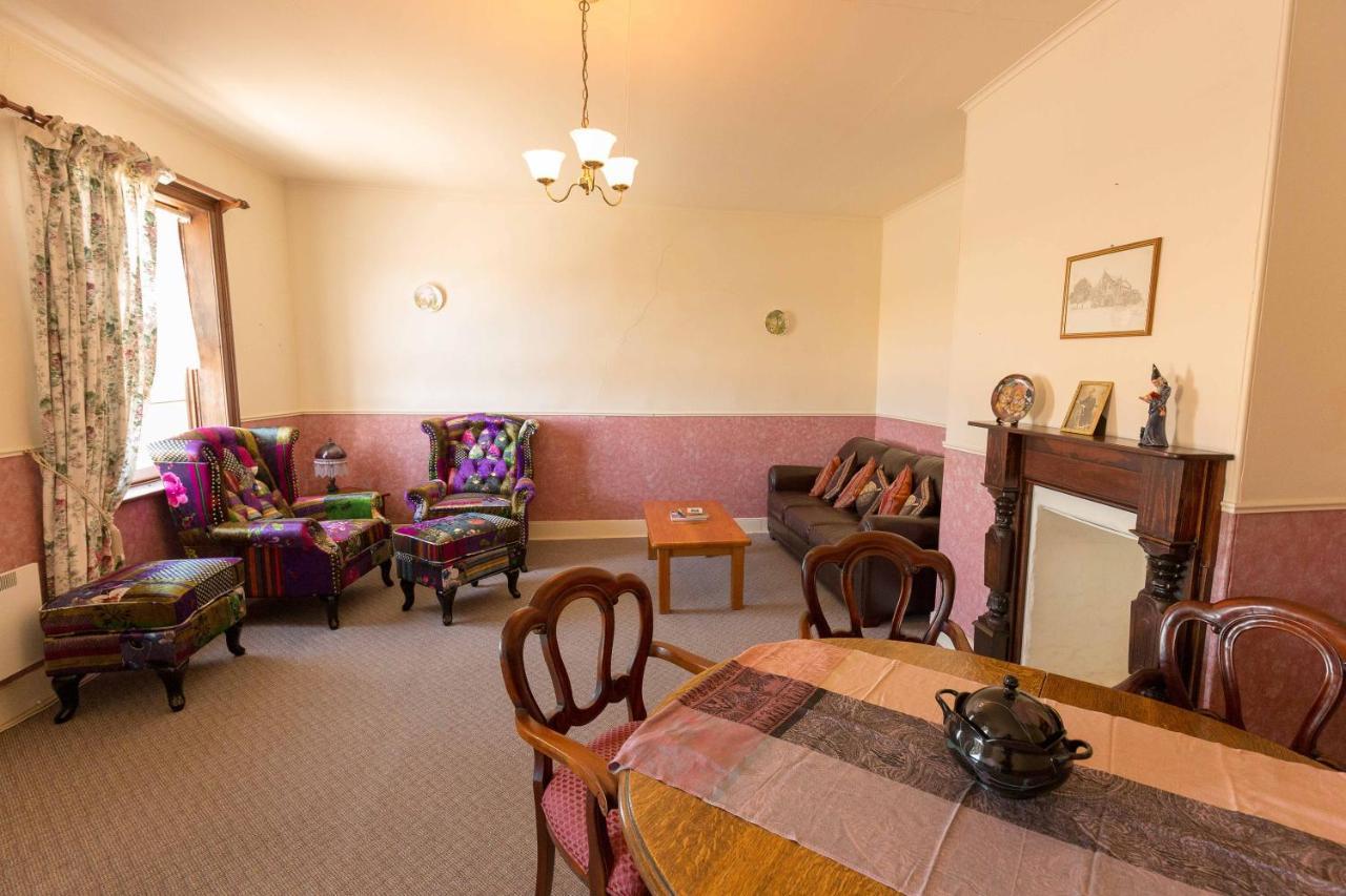 St Andrew'S Inn Conara Junction Exteriör bild